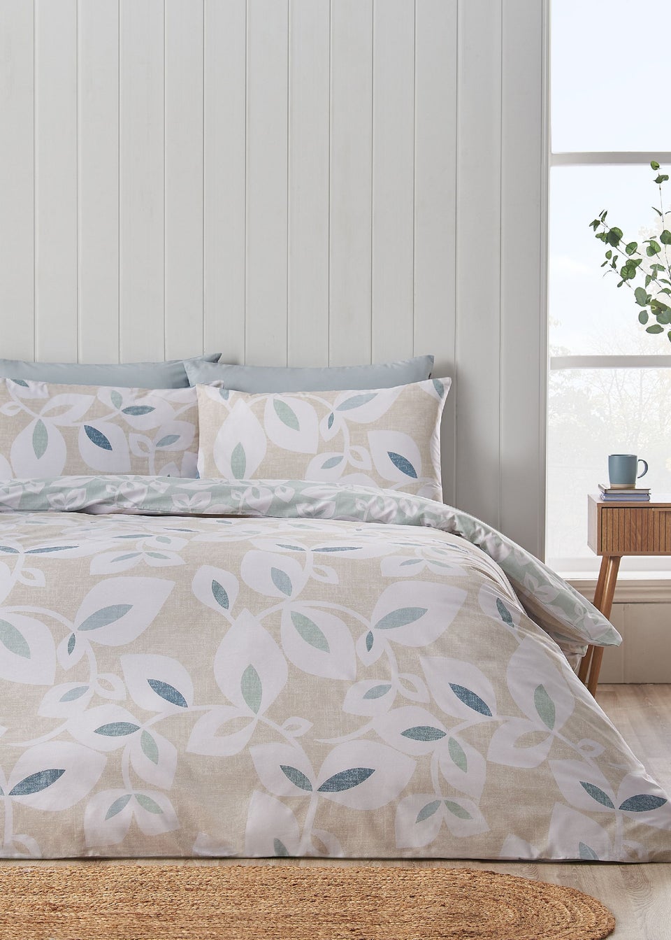 Catherine Lansfield Inga Leaf Reversible Duvet Cover Set Natural