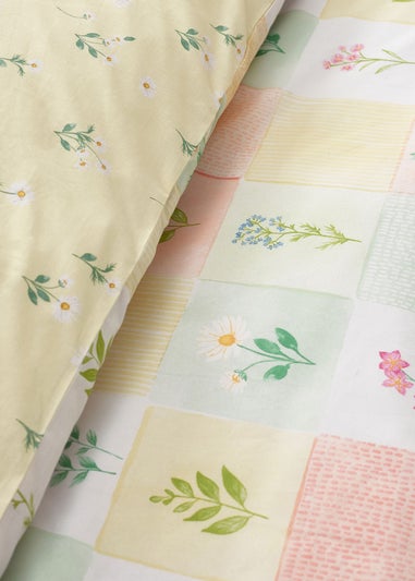 Catherine Lansfield Daisy Patchwork Reversible Duvet Cover Set Yellow