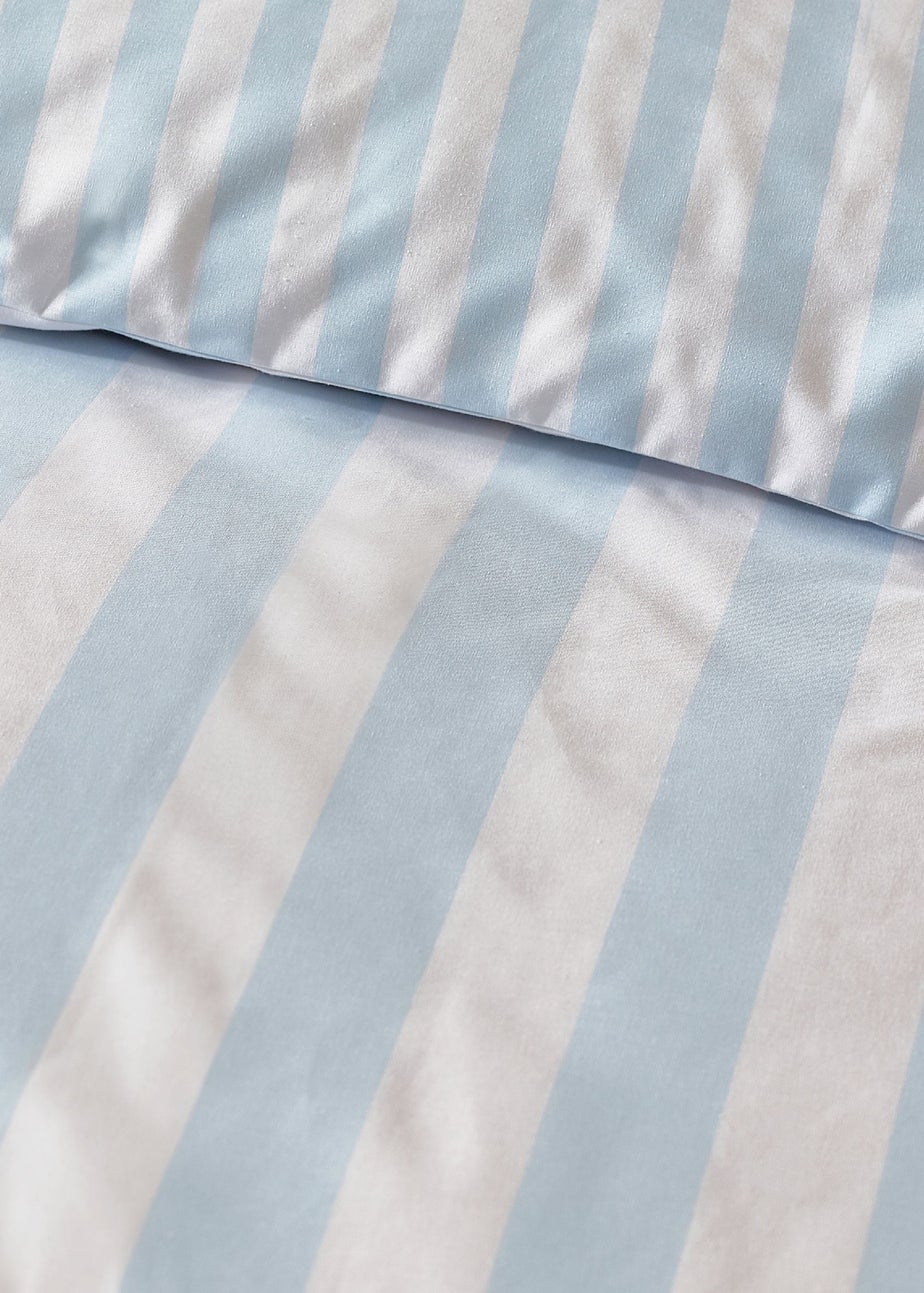 Sassy B Stripe Tease Reversible Duvet Cover Set Blue
