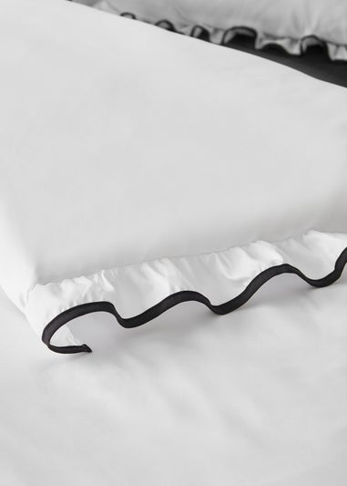 Catherine Lansfield So Soft Mono Frill Duvet Cover Set White / Black