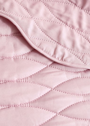 Catherine Lansfield Scallop Waves Quilted 240x260cm Bedspread Pink