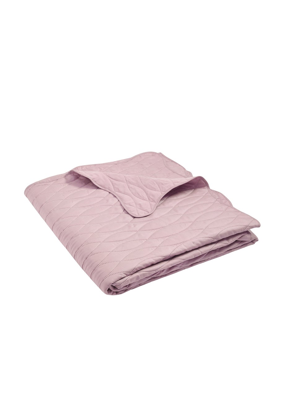 Catherine Lansfield Scallop Waves Quilted 240x260cm Bedspread Pink