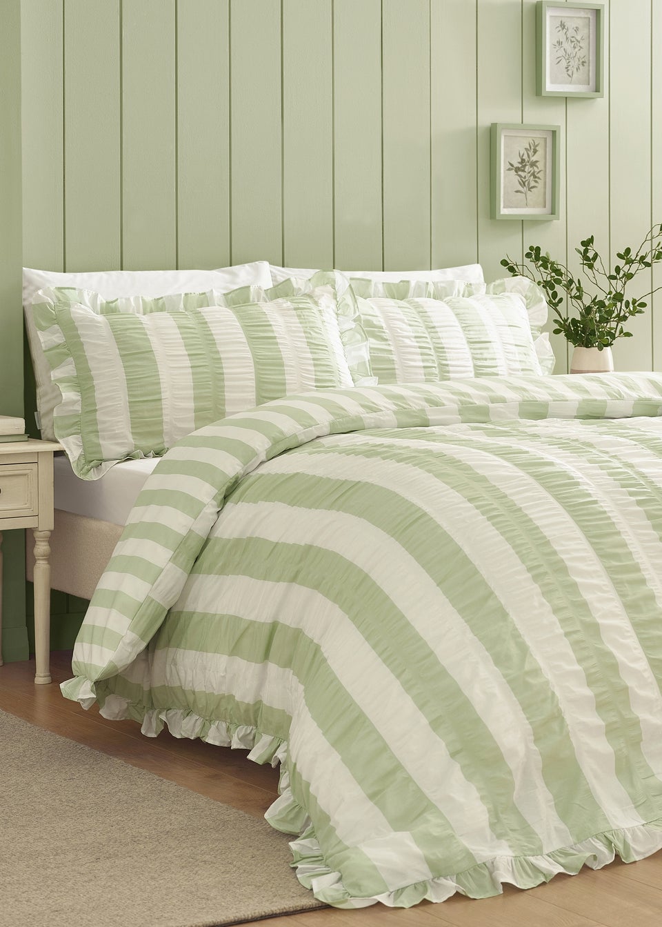 Catherine Lansfield Seersucker Frill Stripe Duvet Cover Set Green