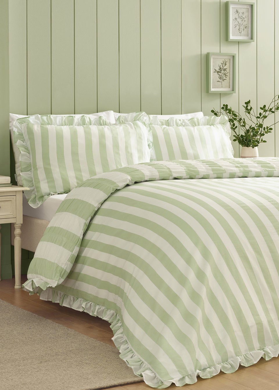 Catherine Lansfield Seersucker Frill Stripe Duvet Cover Set Green