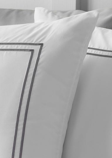 Catherine Lansfield So Soft Mono Satin Stitch Duvet Cover Set Silver