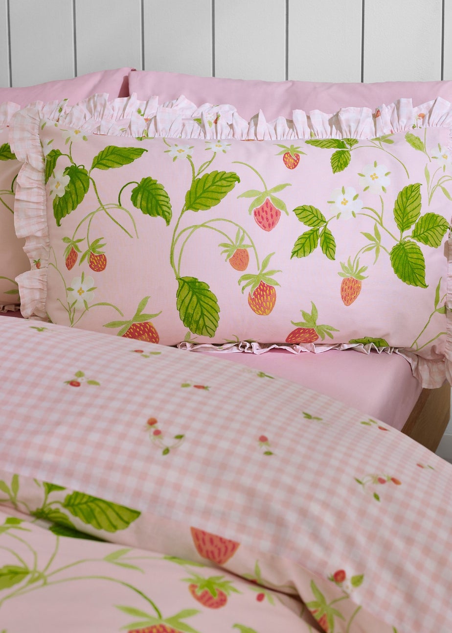 Catherine Lansfield Strawberry Frills Gingham Reversible Duvet Cover Set Pink