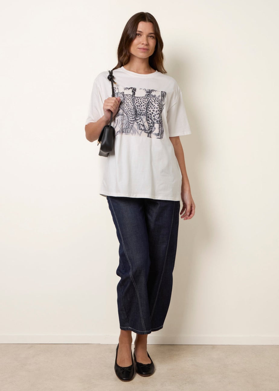 Blue Vanilla Ivory Graphic Print Crew-Neck T-shirt