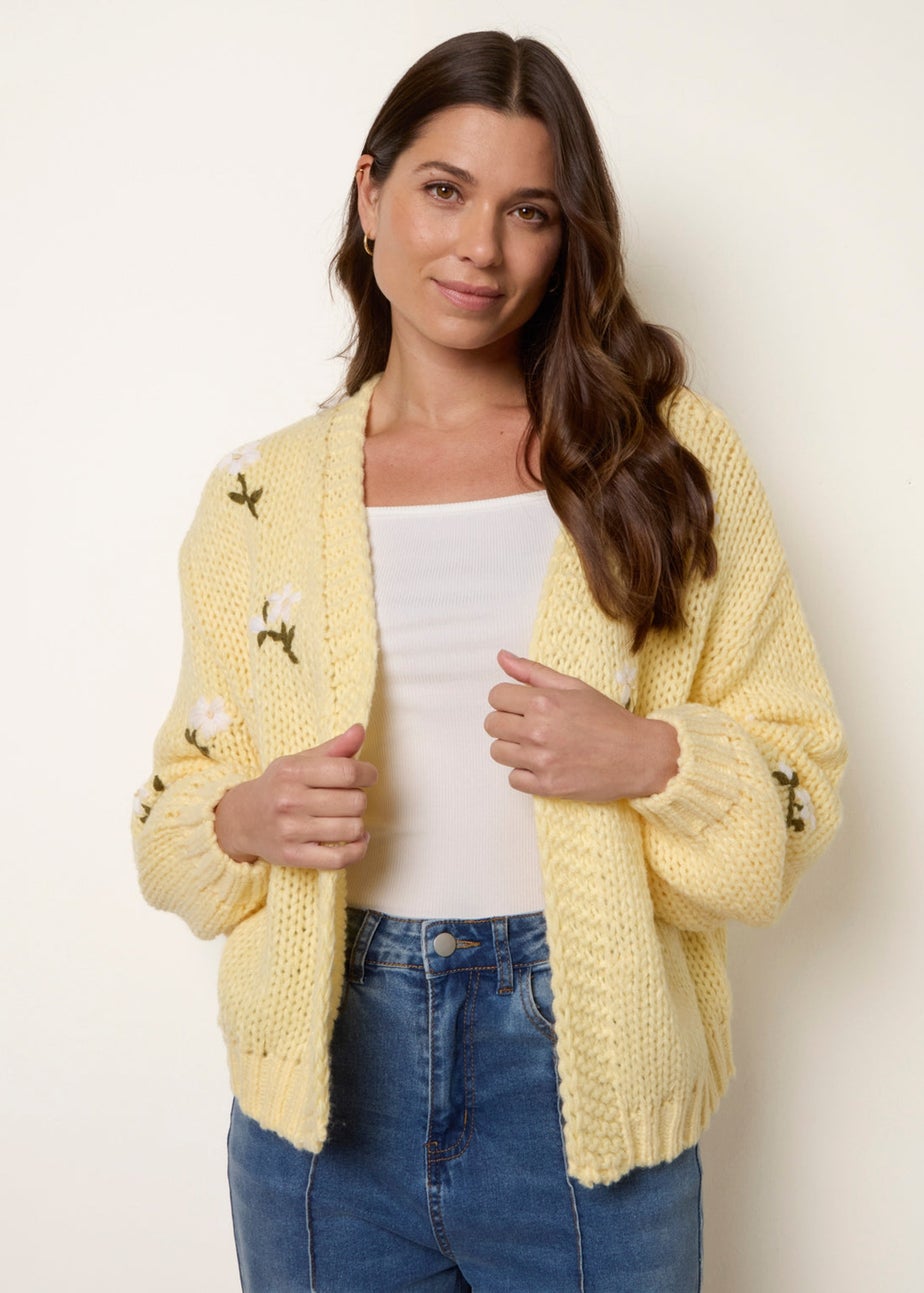 Blue Vanilla Yellow Flower Embroidery Detailed Cardigan