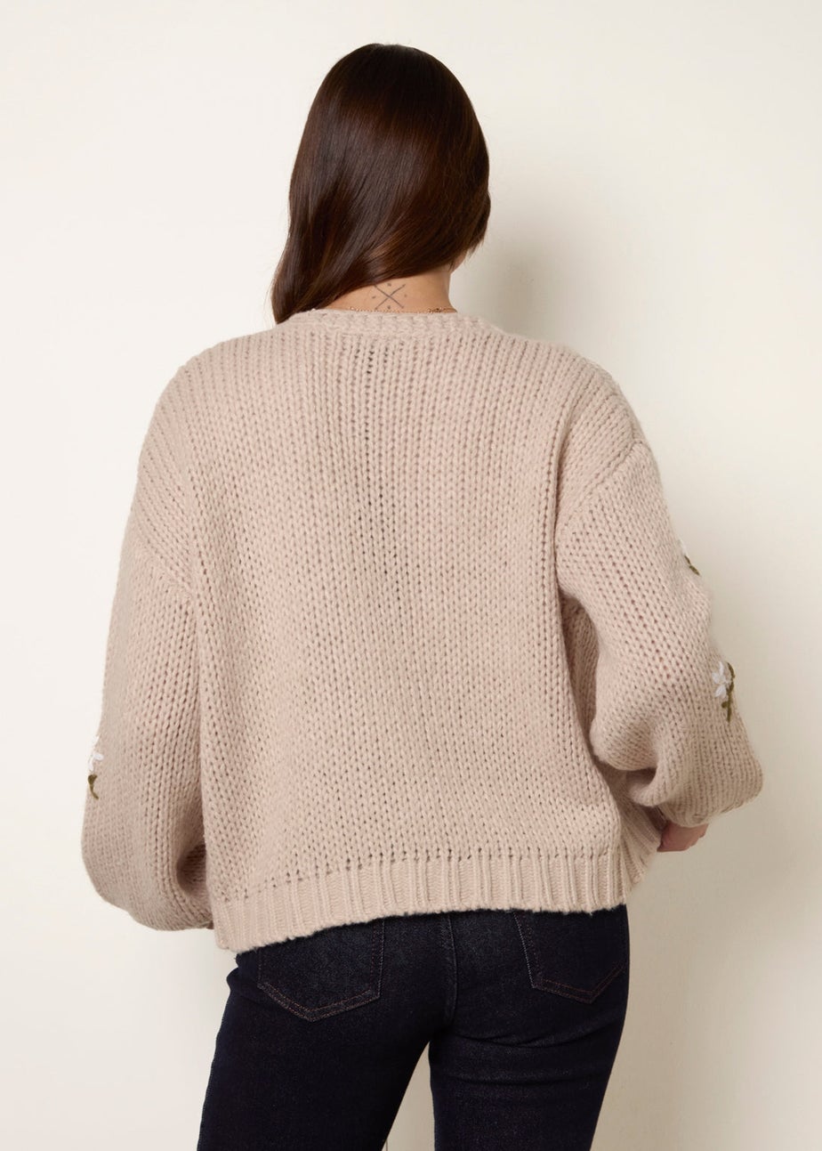 Blue Vanilla Stone Flower Embroidery Detailed Cardigan