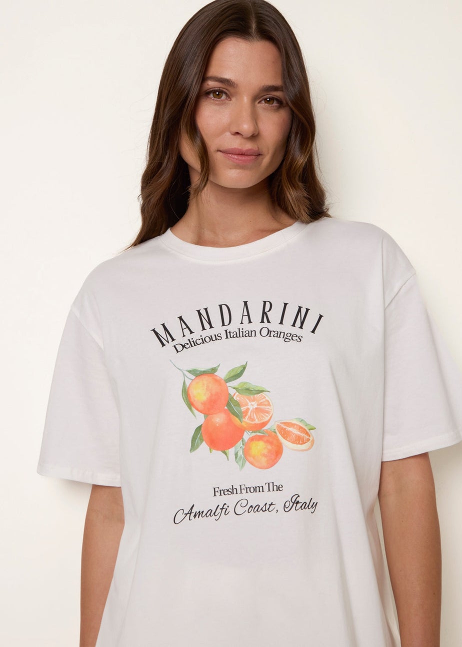 Blue Vanilla Ivory Graphic Print Crew-Neck T-shirt