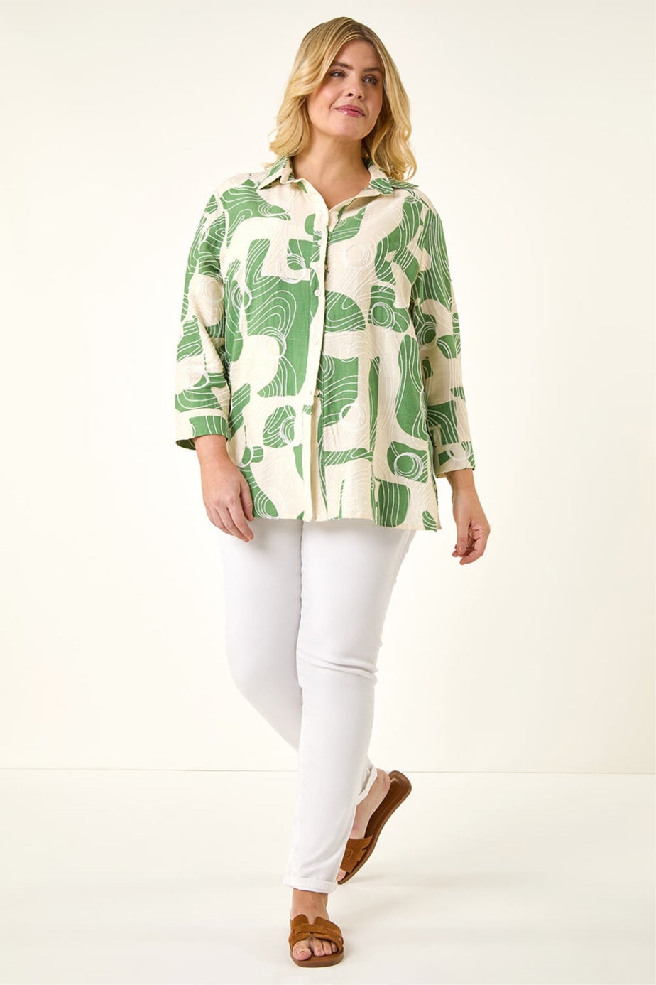Roman Green Curve Textured Geometric Shirt