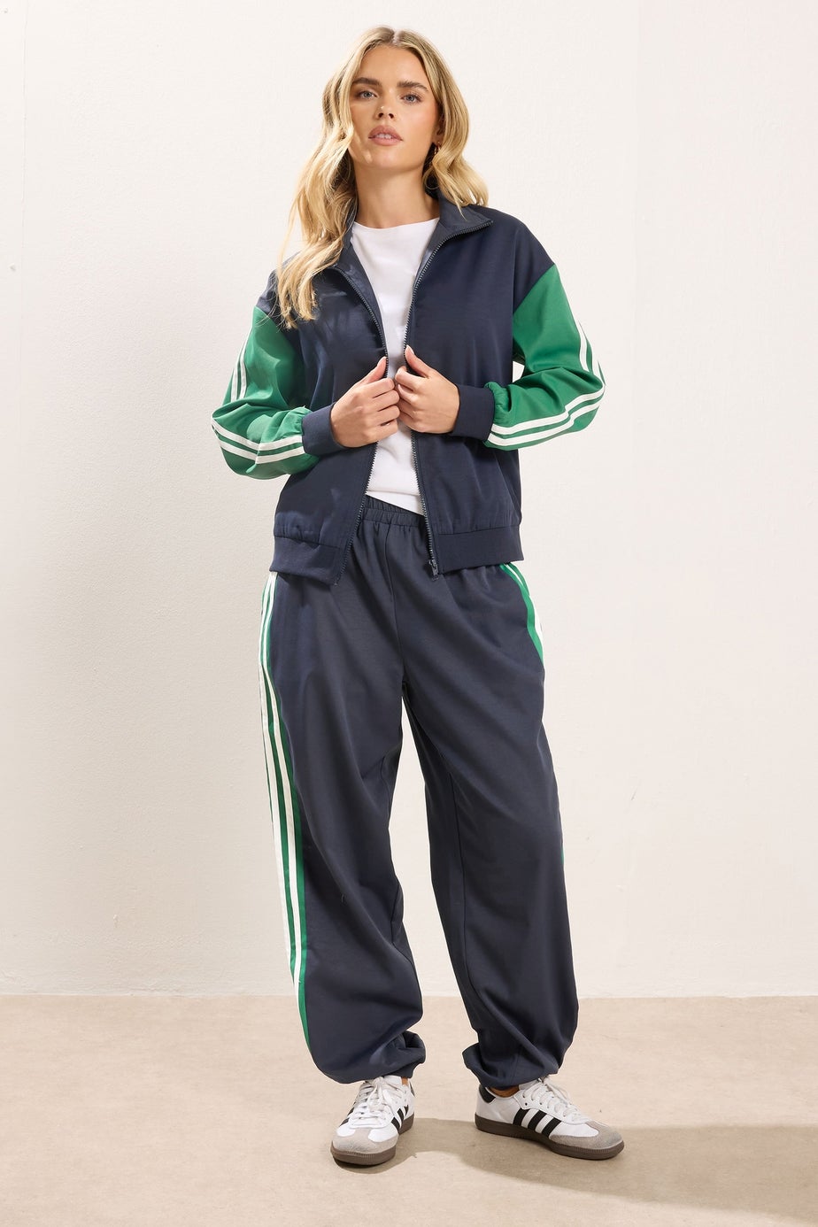 PixieGirl Petite Navy Stripe Cuffed Joggers