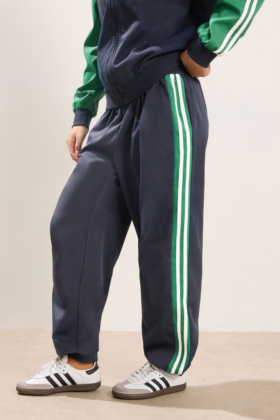 PixieGirl Petite Navy Stripe Cuffed Joggers