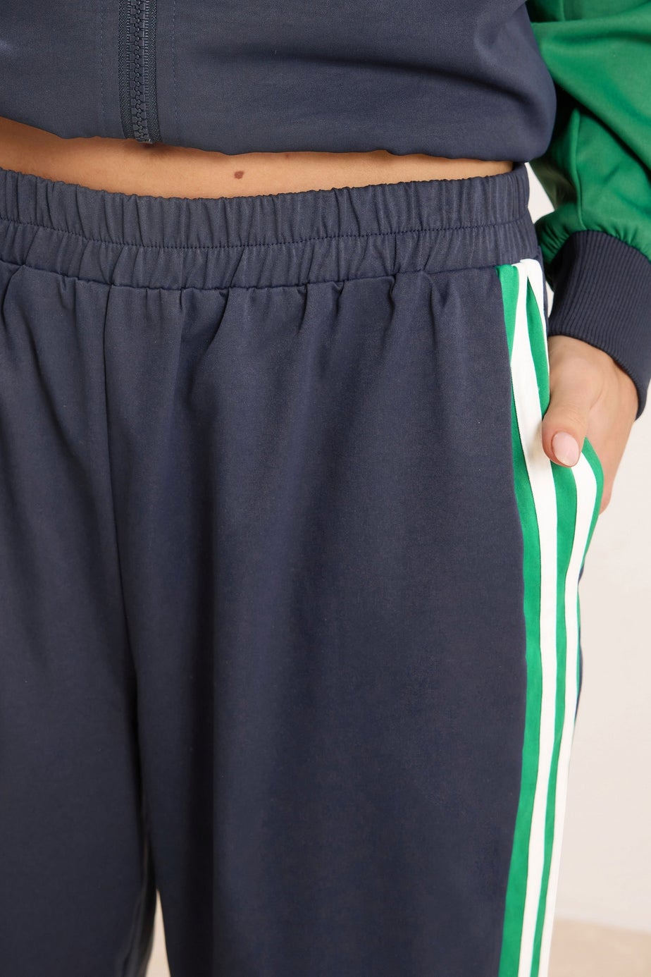 PixieGirl Petite Navy Stripe Cuffed Joggers