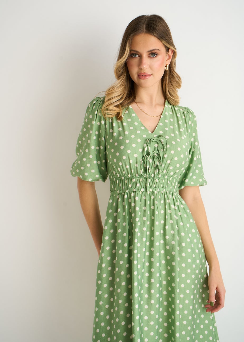 Gini London Sage Green Spot Print Shirred Waist Shift Midi Dress