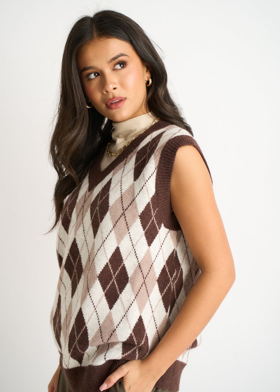 Gini London Chocolate Argyle Knit Vest Jumper