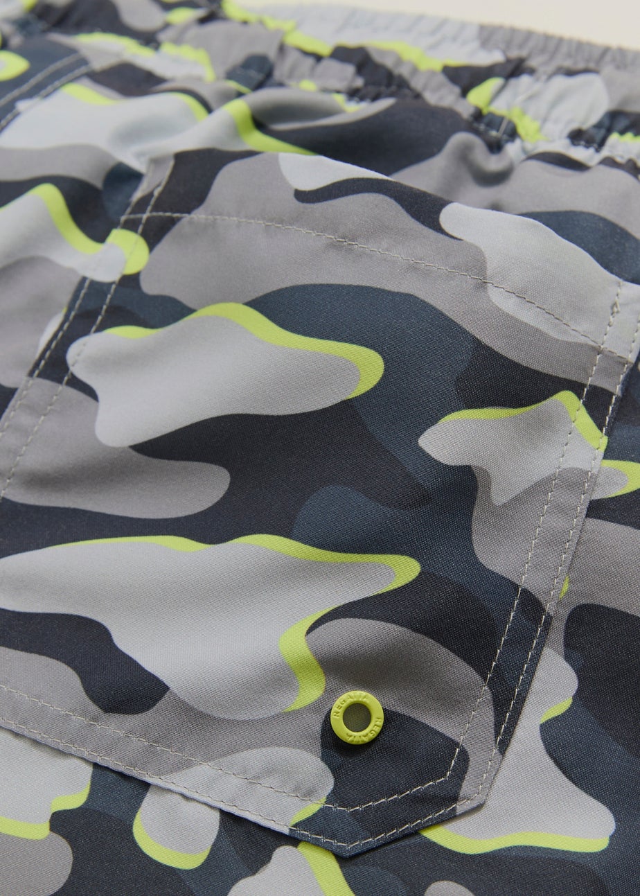 Regatta Dark Storm Camo Skander Swim Shorts (3-13 Years)