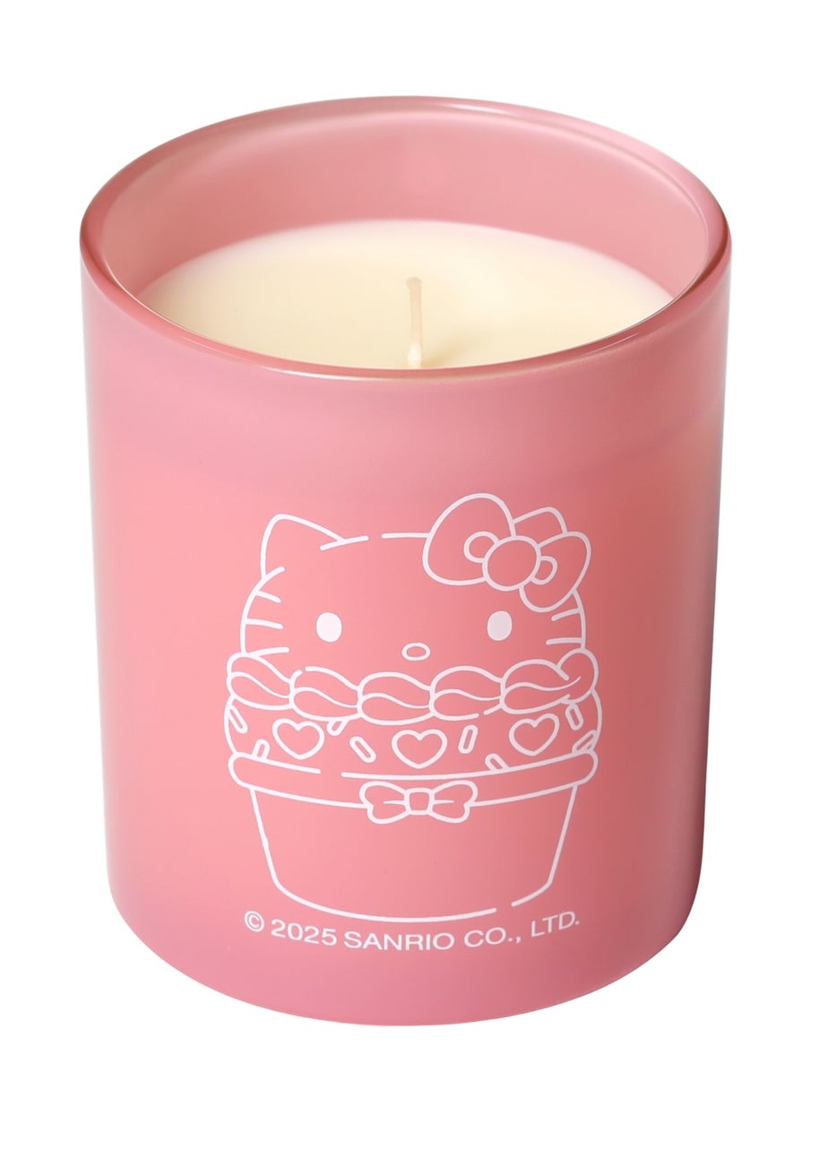 Hello Kitty Bakery Strawberry Cupcake Scented Pink Candle 213g 1 Wick with 3D Silicone Cup Cake Lid