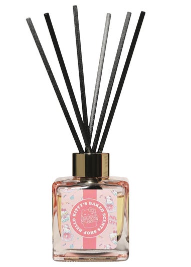 Hello Kitty Bakery Strawberry Cupcake Scented 100ml Pink Reed Diffuser