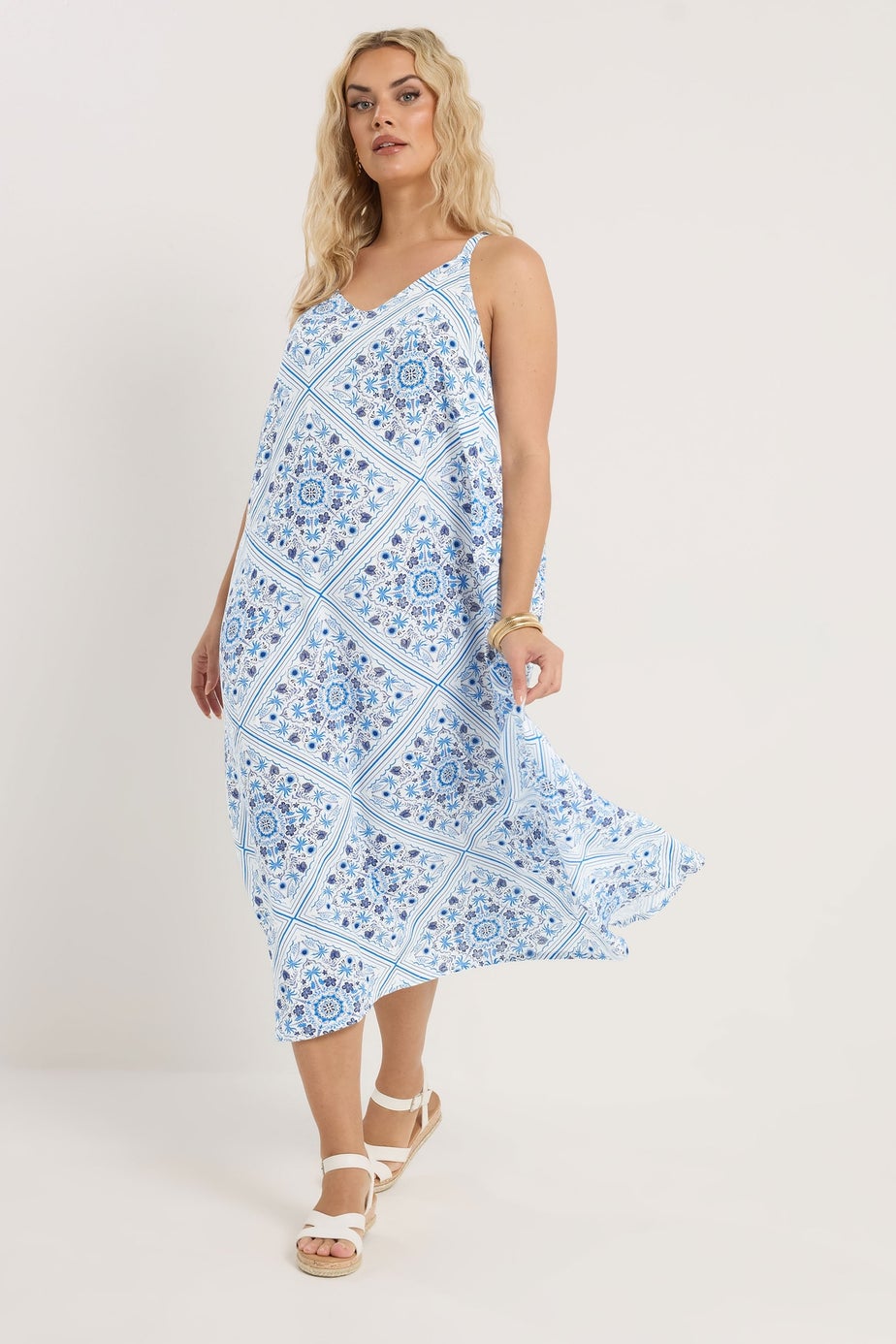 Yours Curve Blue Tile Print Throw On Maxi Dress