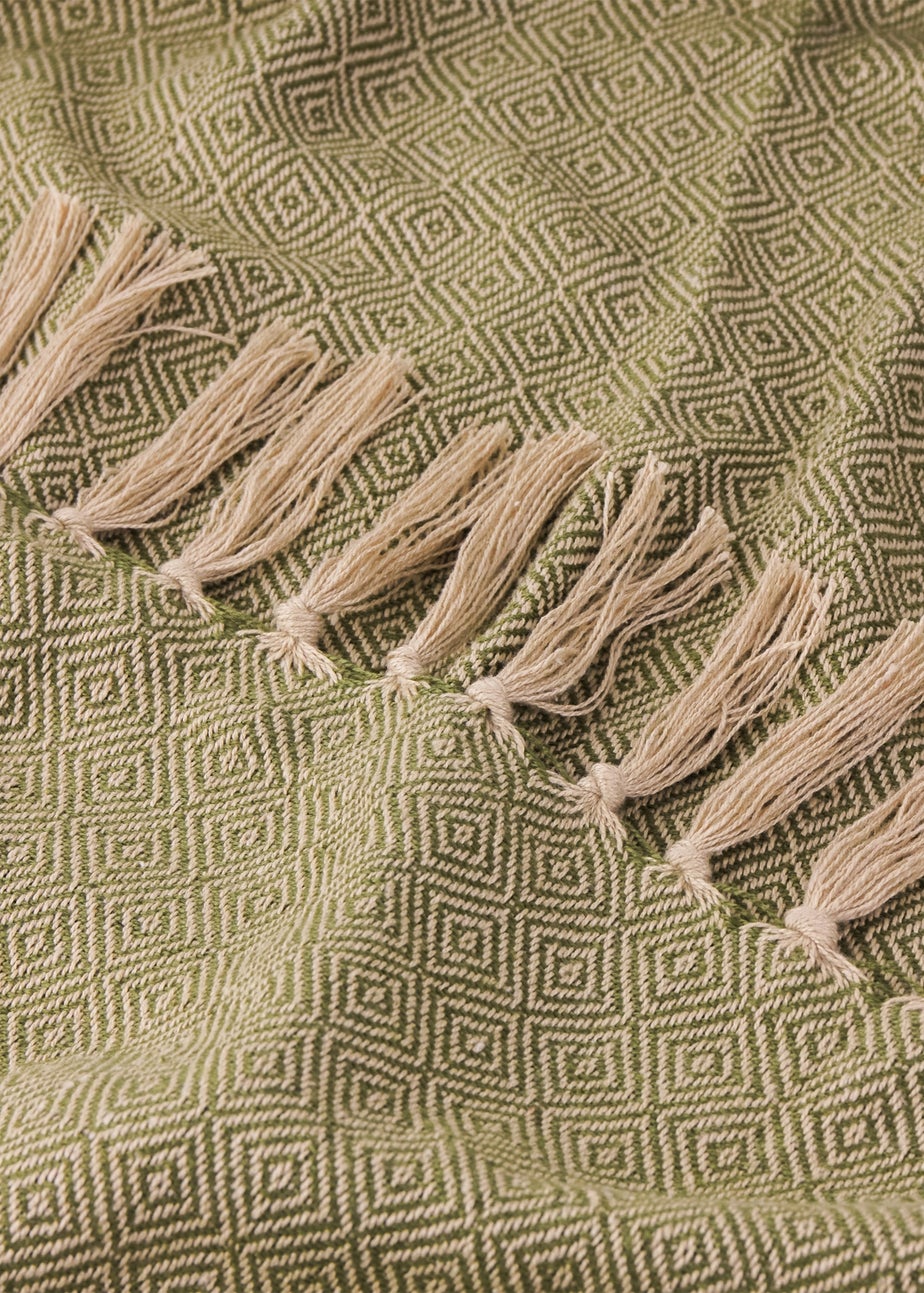 Furn Dessa Olive Woven Indoor/Outdoor Throw (130 x 180cm)