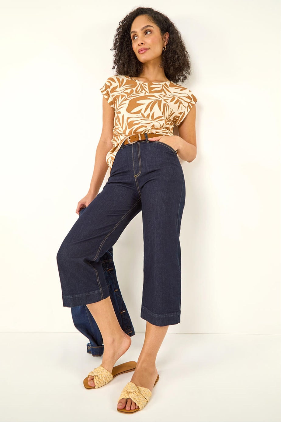 Roman Mocha Leaf Print Shell Top