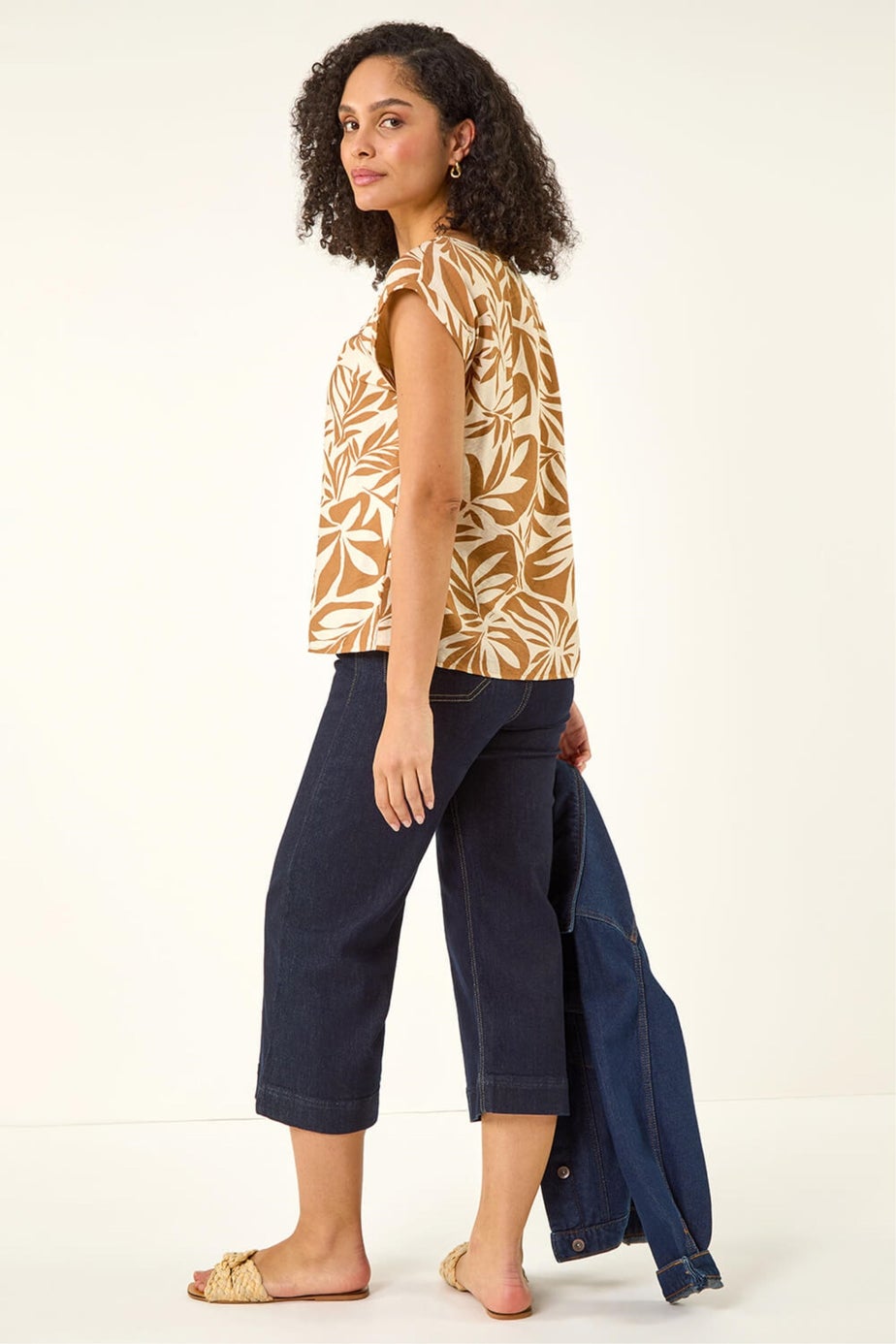 Roman Mocha Leaf Print Shell Top