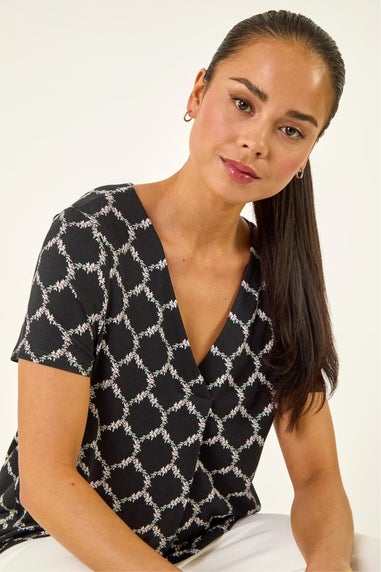 Roman Black Petite Abstract V-Neck Stretch Top