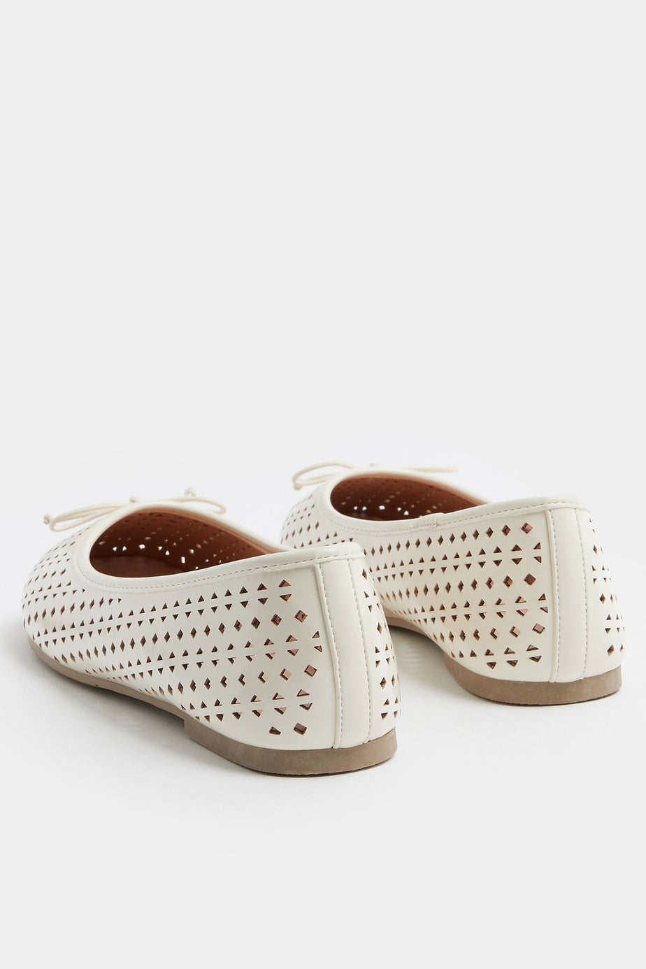 Yours Curve Ivory White Faux Leather Cut Out Ballet Pumps In Wide E Fit