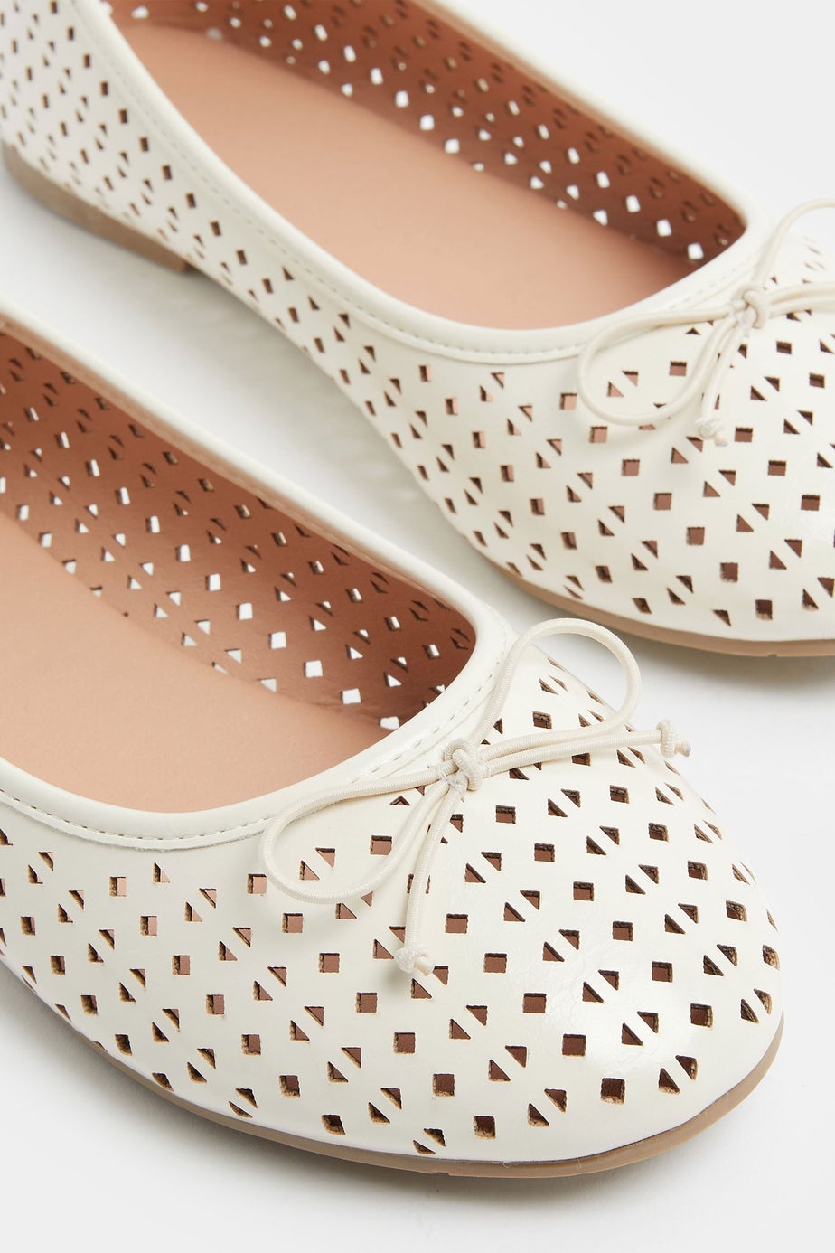 Yours Curve Ivory White Faux Leather Cut Out Ballet Pumps In Wide E Fit