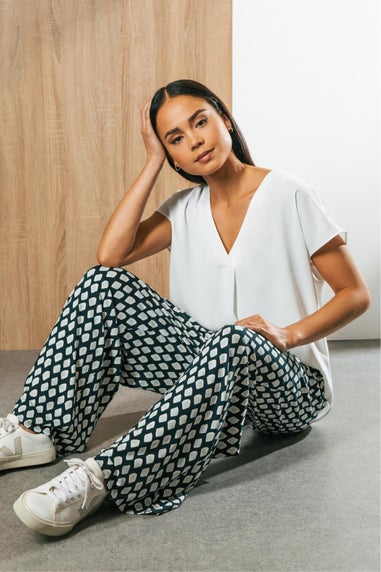 Roman Ivory Petite V-Neck Tuck Front Top