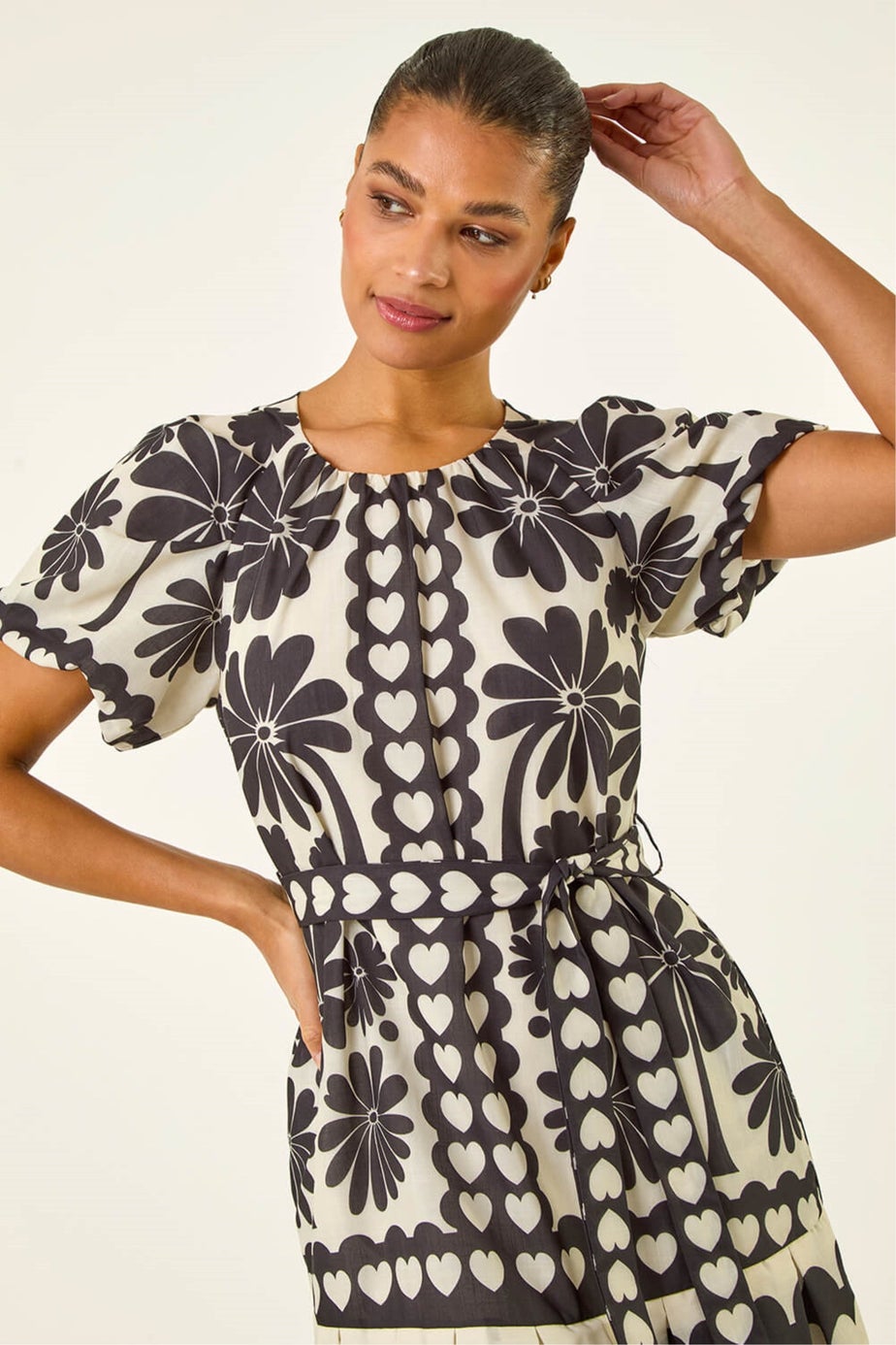 Roman Black Floral Heart Pleated Dress