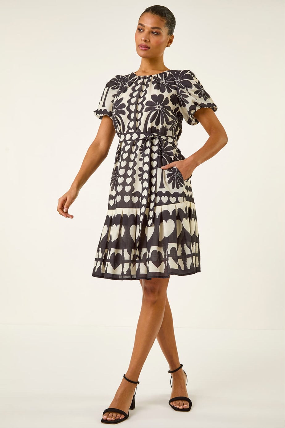 Roman Black Floral Heart Pleated Dress