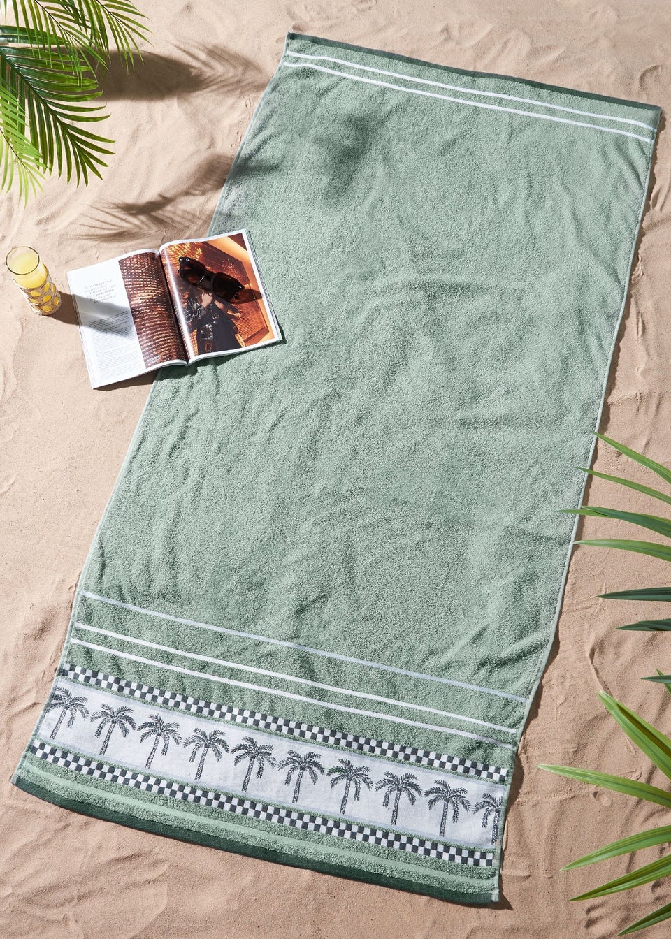 Catherine Lansfield Palm Trees Cotton Extra Large Beach Towel Green