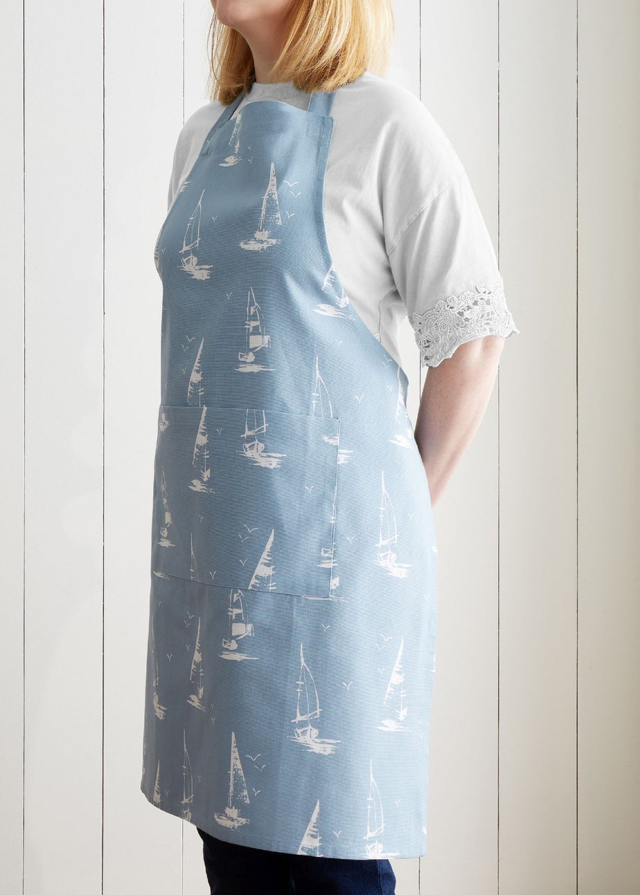 Catherine Lansfield Salcombe Boats Cotton Kitchen Adult Apron Blue