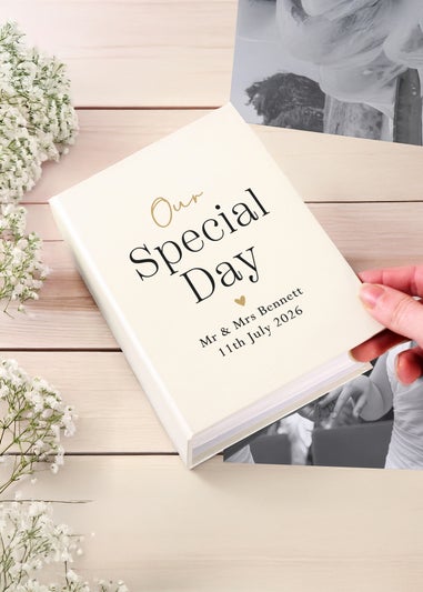 Personalised Memento Company Black & Gold Photo Album 6x4