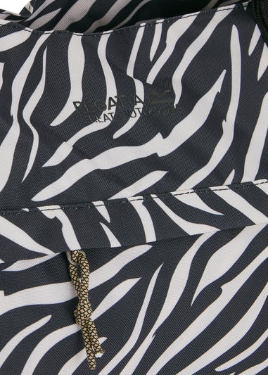 Regatta Zebra Boulder Tote Bag