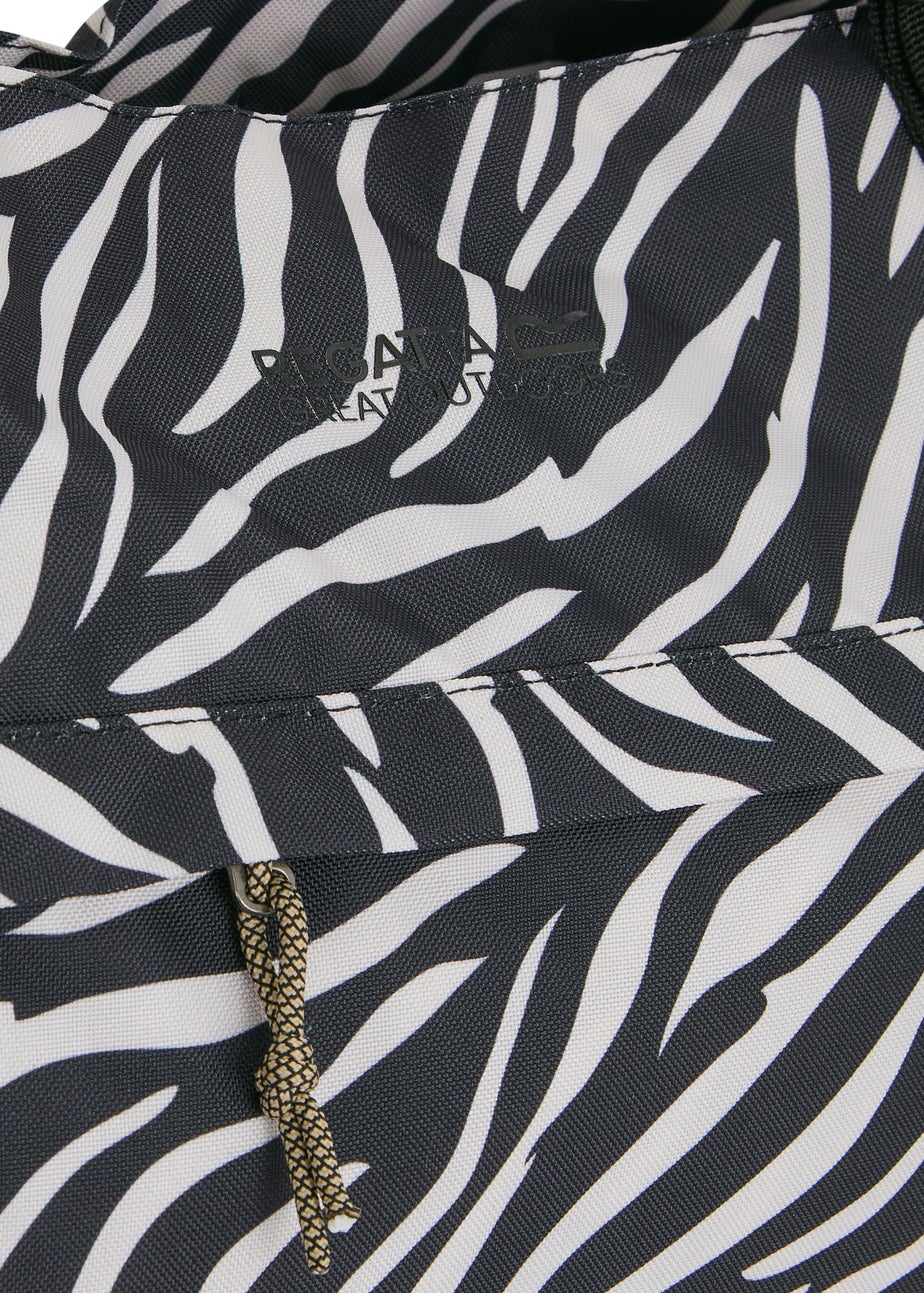 Regatta Zebra Boulder Tote Bag