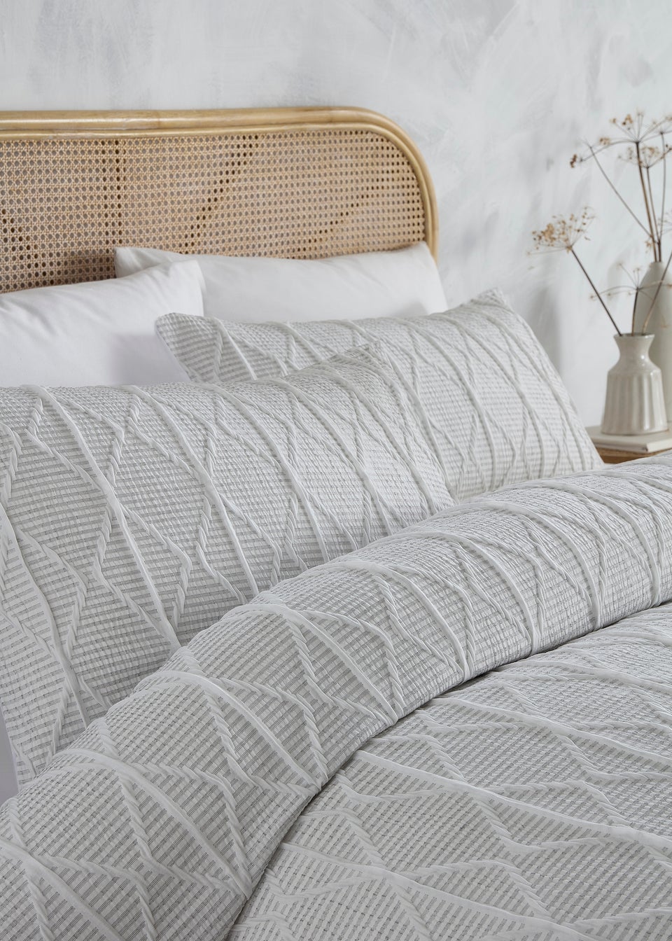 Serene Crinkle Stripe Embossed White Duvet Cover Set