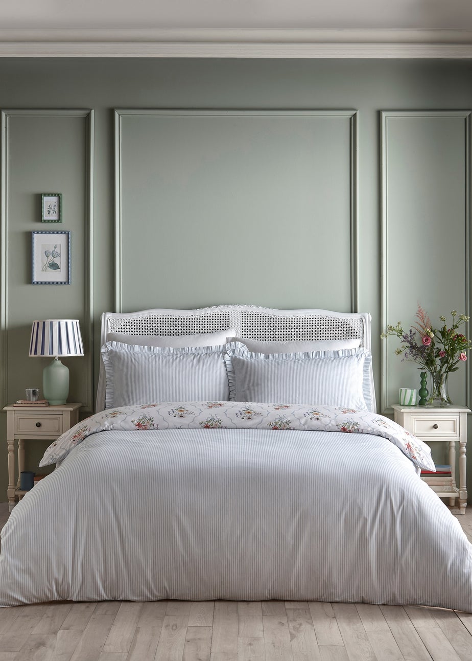 Appletree Floral Bouquet Reversible Multi Colour Duvet Cover Set