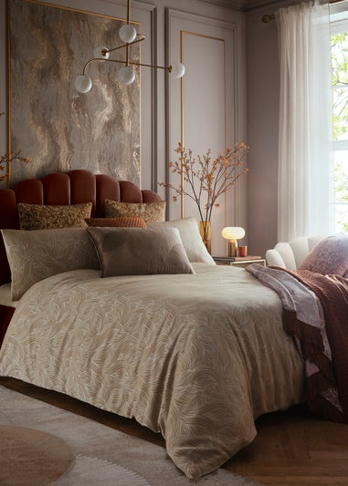 Laurence Llewelyn-Bowen Venus Primavera Velvet Natural Throw