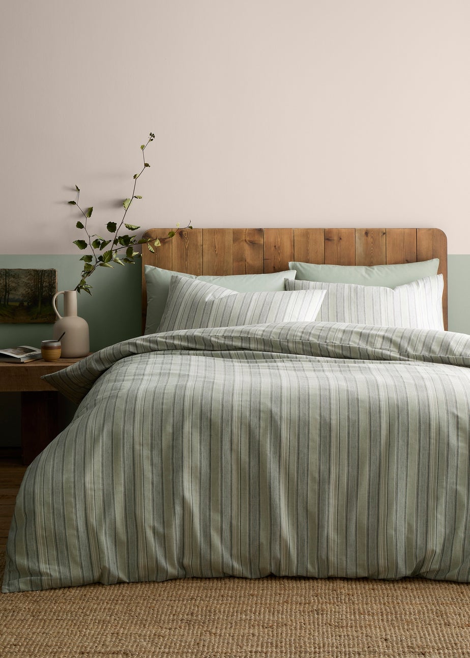 Appletree Yarn Dyed Woven Wide Stripe Reversible Green Duvet Cover Set
