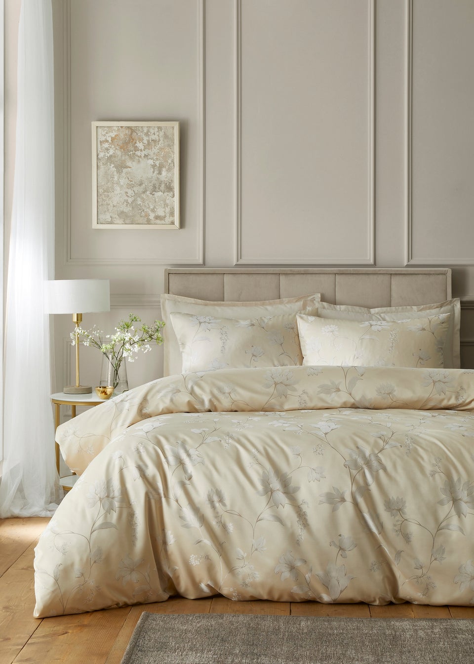 Soiree Lilly Floral Jacquard Jacquard Champagne Duvet Cover Set