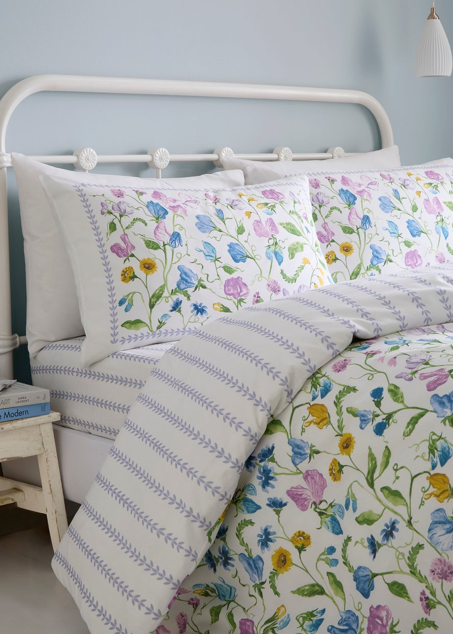 Dreams & Drapes Sweetpea Floral Reversible Lilac Duvet Cover Set