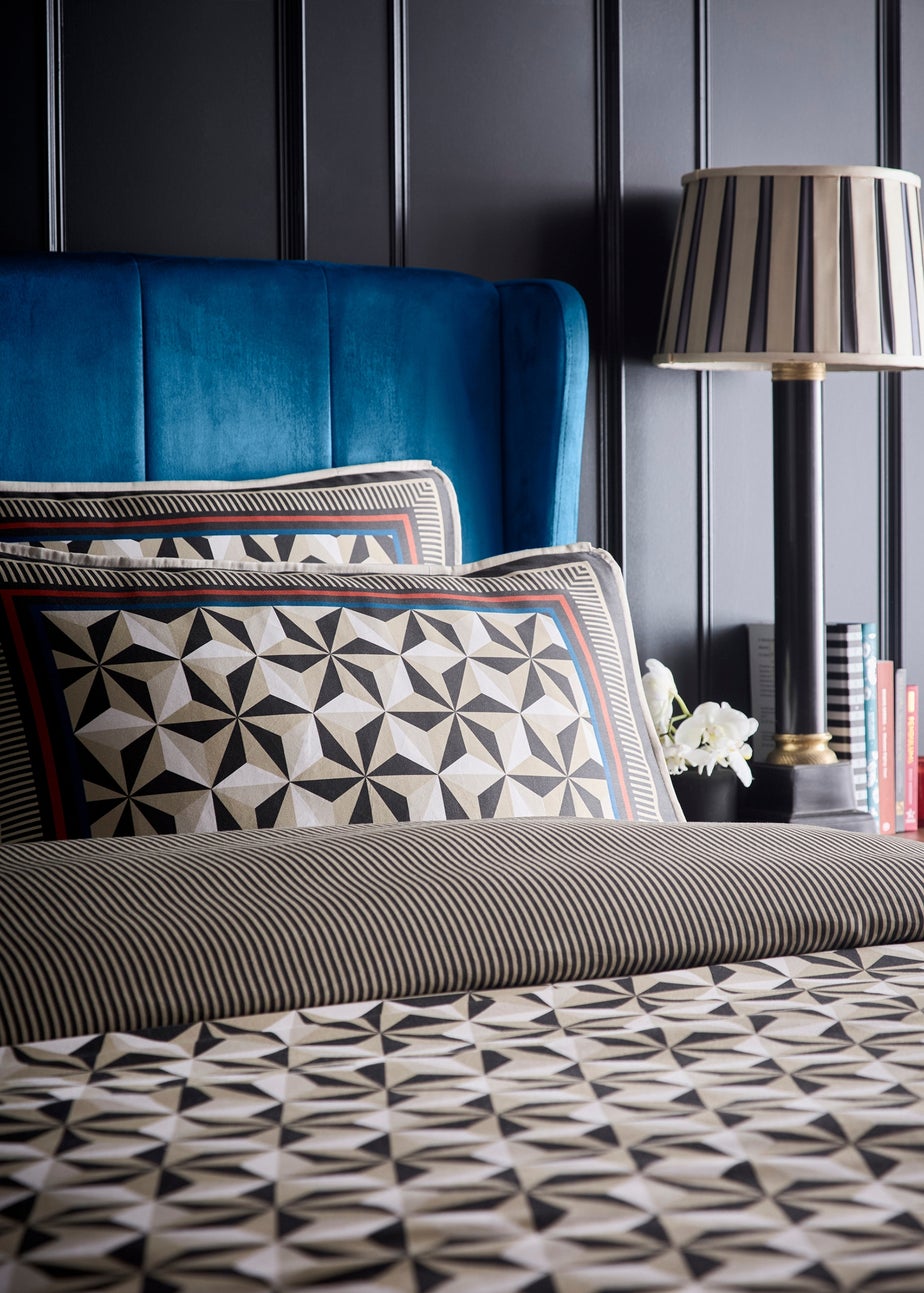 Laurence Llewelyn-Bowen Hero Soft Touch Black Duvet Cover Set