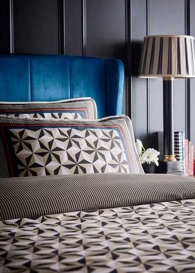 Laurence Llewelyn-Bowen Hero Soft Touch Black Duvet Cover Set