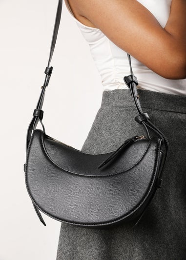 Where's That From Womens Envie Crescent Faux Leather Shoulder Bag in Black