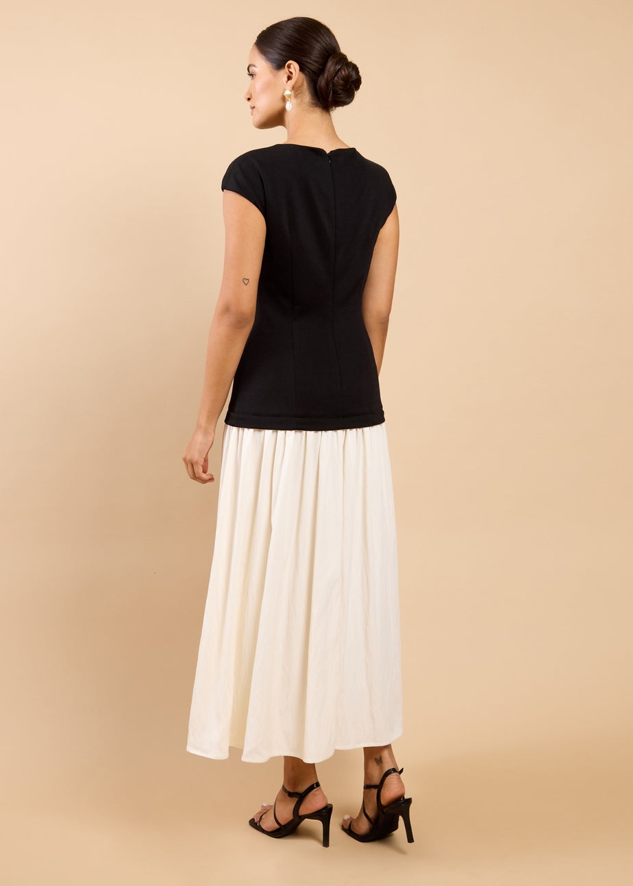 Little Mistress Monochrome Dropped Waist Maxi Dress