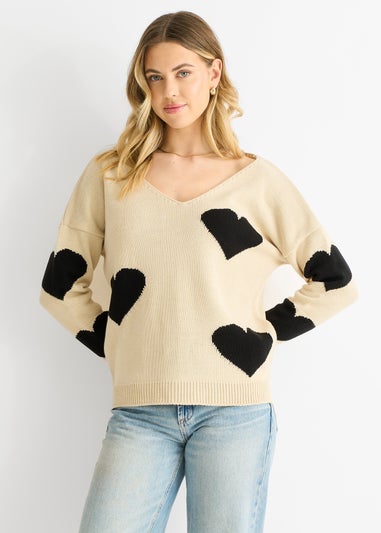 Gini London Beige V Neck Oversized Heart Knit Jumper