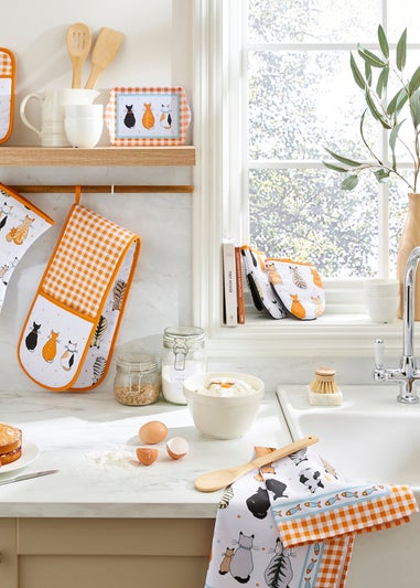 Ulster Weavers Cats In Waiting Orange Apron - Cotton